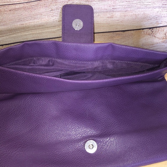 Selena Gomez Dream Out Loud Fold Over Wristlet - Picture 3 of 7